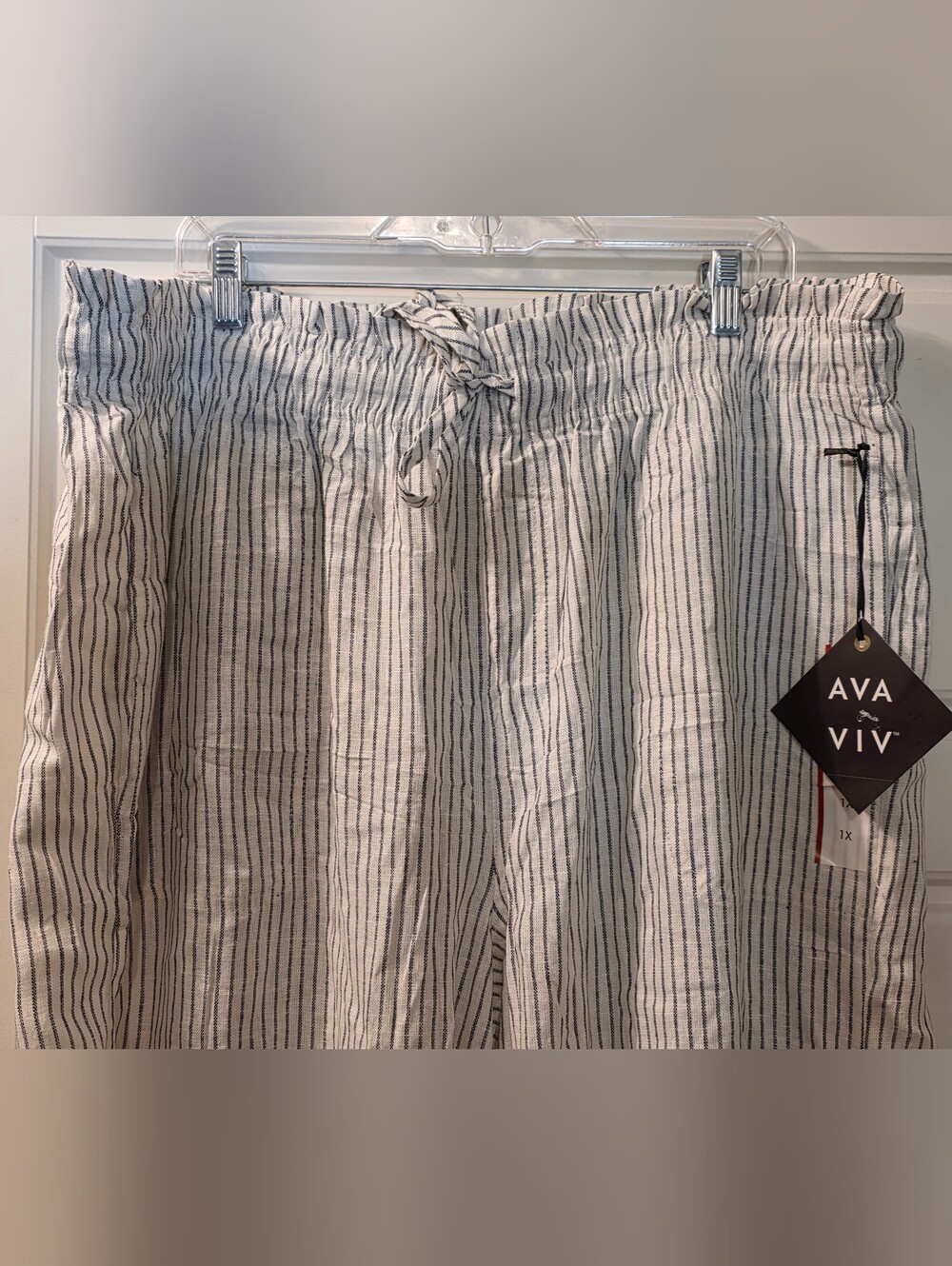 Ava & Viv Cream Linen Pants With Navy Pinstripes - Picture 2 of 5